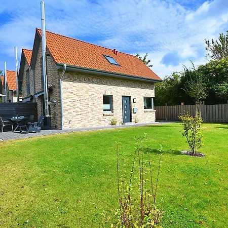 Дом отдыха Die-strandburg-moewenweg *